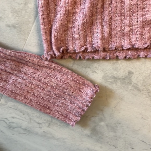Aeropostale   The OG Tee Collection   Rose color  Cropped long sleeve Tee size L - Picture 5 of 7